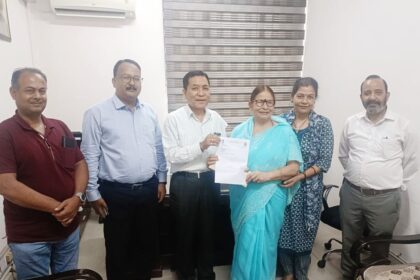 आकाशवाणी देहरादून ने गढ़वाली लोक संगीत की महान गायिका डॉ. बसंती बिष्ट को टॉप ग्रेड से सम्मानित किया।"