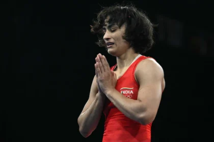 Indian Wrestler Vinesh Phogat Announces Retirement Following Disqualification at Paris Olympics 2024