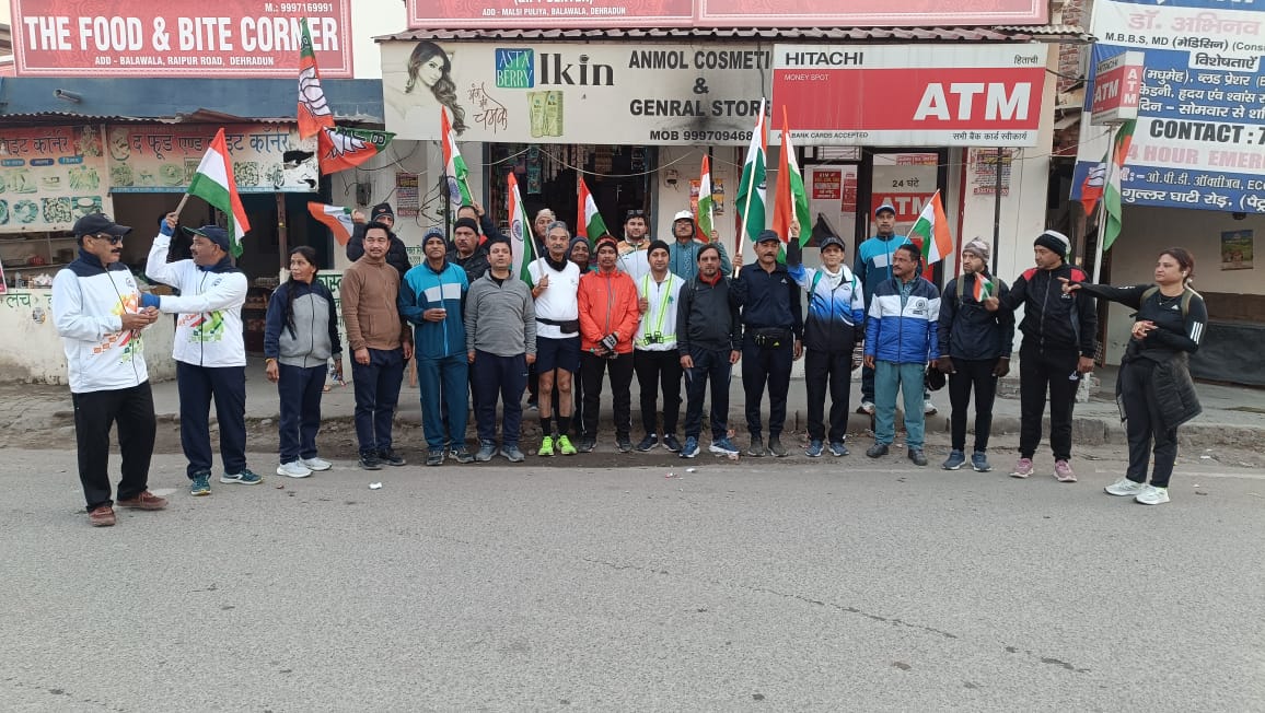 "राष्ट्रभक्ति और जागरूकता का संगम: मतदाता दिवस पर सचिवालय की अद्वितीय दौड़।"